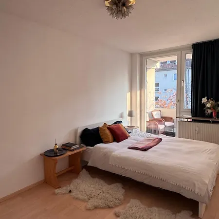 Апартаменты 85 Sqm 3 Bedroom Each W Balcony 6 Min To Oktoberfest Up To 9 Guests Мюнхен